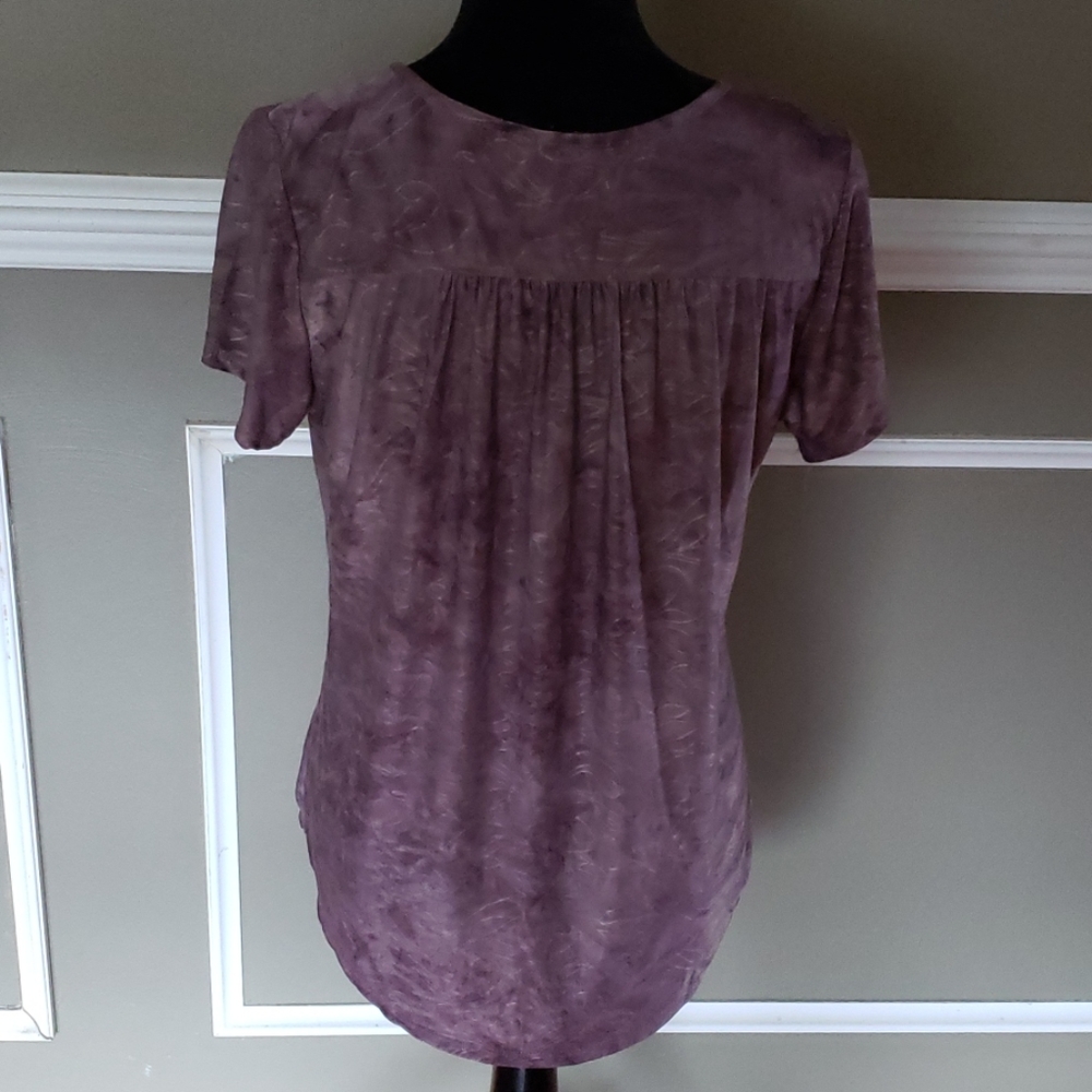 Shirt - Picture 4 of 7